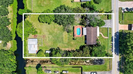 Villa in Southwest Ranches, Broward County