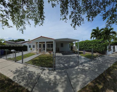 Villa in Miami, Miami-Dade