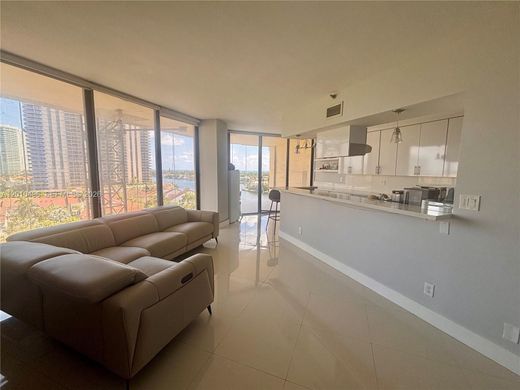 Residential complexes in Aventura, Miami-Dade