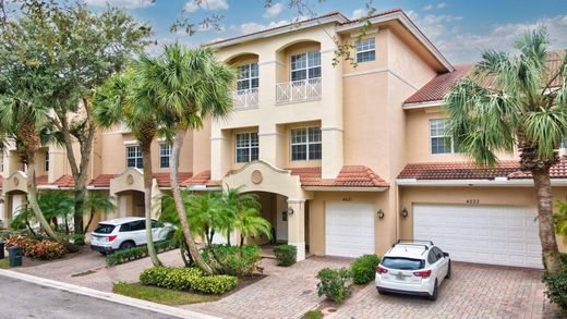Townhouse in Palm Beach Gardens, Palm Beach