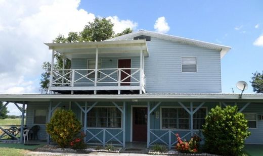 빌라 / Okeechobee, Okeechobee County