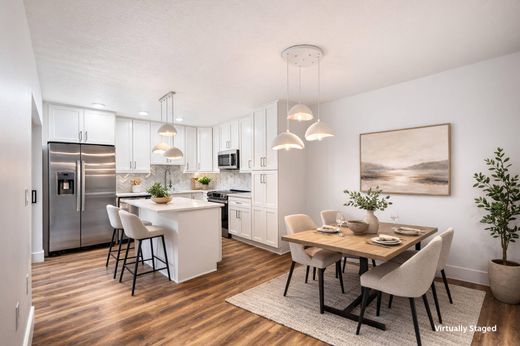 Townhouse in Palm Beach Gardens, Palm Beach