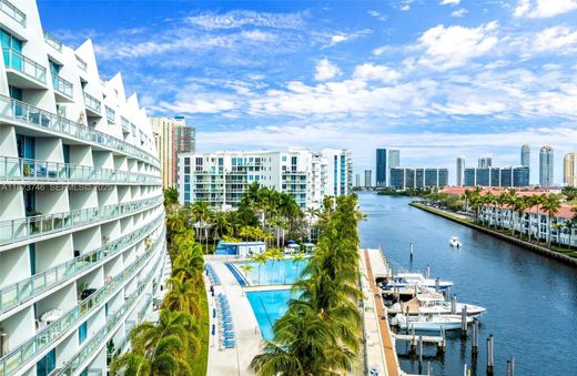 Complexes résidentiels à Aventura, Comté de Miami-Dade