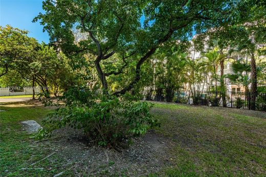 Residential complexes in Sunny Isles Beach, Miami-Dade