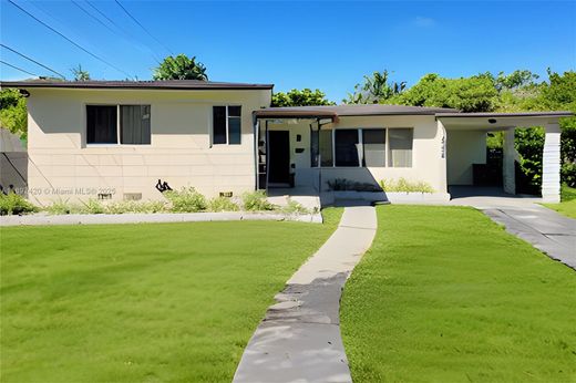 Βίλα σε North Miami, Miami-Dade County