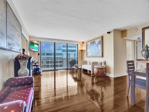 Komplex apartman Miami Beach, Miami-Dade County