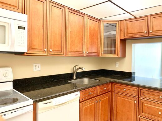 Residential complexes in Pompano Beach, Broward County
