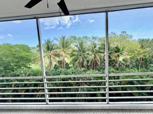 Residential complexes in Hallandale, Broward County