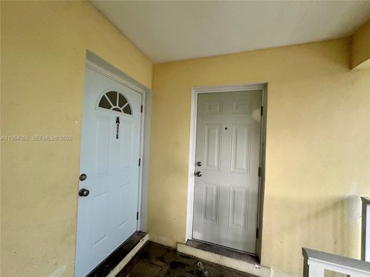 Wohnkomplexe in Miami, Miami-Dade County