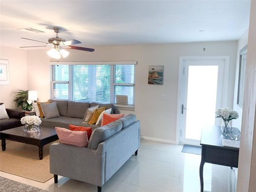 Villa - Dania Beach, Broward County