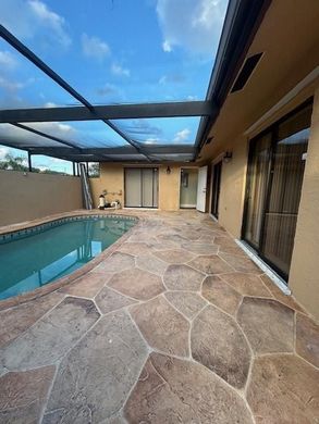 Townhouse in West Palm Beach, Palm Beach