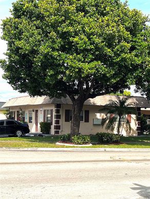 Wohnkomplexe in Lauderdale Lakes, Broward County