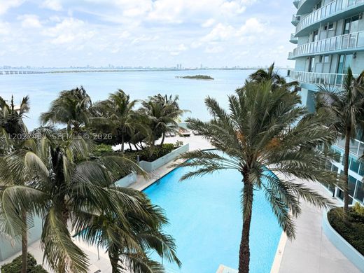 Complesso residenziale a Miami, Miami-Dade County