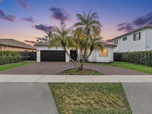 ﻓﻴﻼ ﻓﻲ Miami Lakes, Miami-Dade County