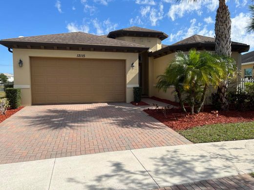 Villa in Port Saint Lucie, Saint Lucie County
