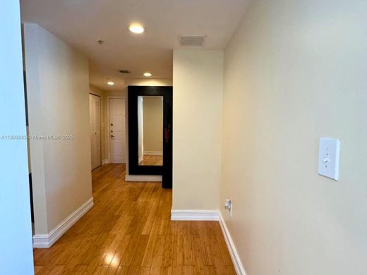 Komplex apartman Miami, Miami-Dade County