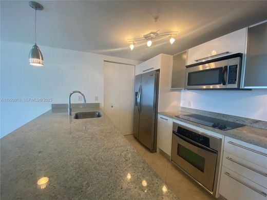 Wohnkomplexe in Miami, Miami-Dade County