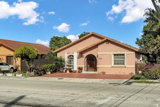 ‏וילה ב  Hialeah, Miami-Dade County