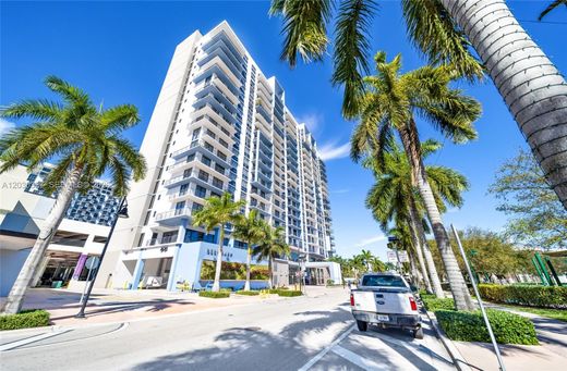 Residential complexes in Doral, Miami-Dade