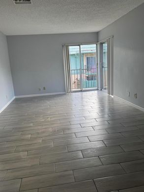 ‏בניין ב  West Palm Beach, Palm Beach County