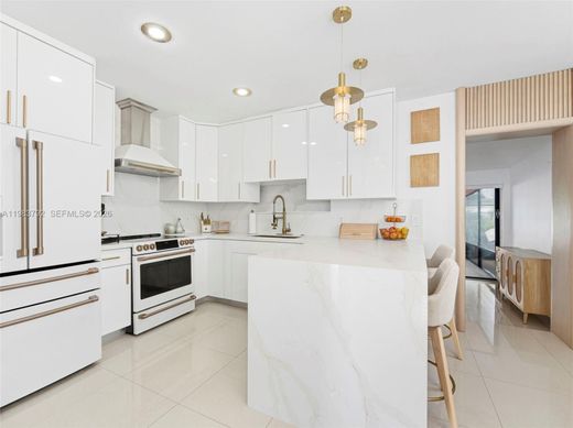 Villa in Miami, Miami-Dade