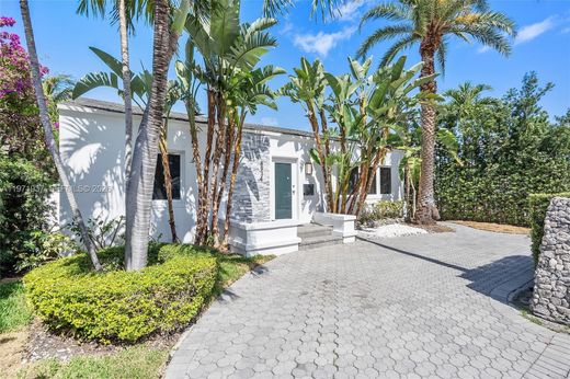 Villa in Surfside, Miami-Dade County