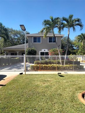 ﻓﻴﻼ ﻓﻲ ميامي، فلوريدا, Miami-Dade County