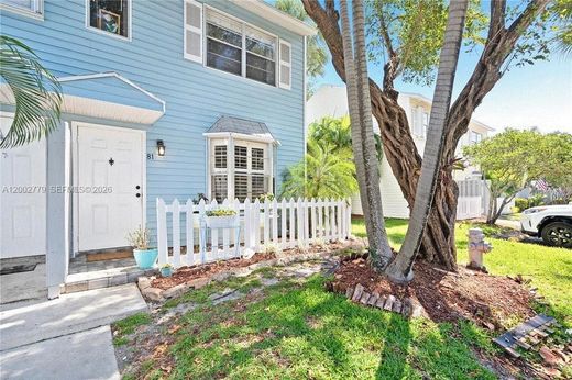 Townhouse in Pompano Beach, Broward County