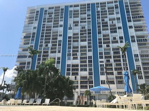 Townhouse in Key Biscayne, Miami-Dade