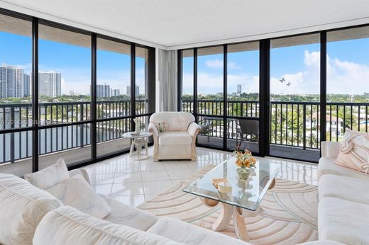 Complexos residenciais - Hallandale Beach, Broward County
