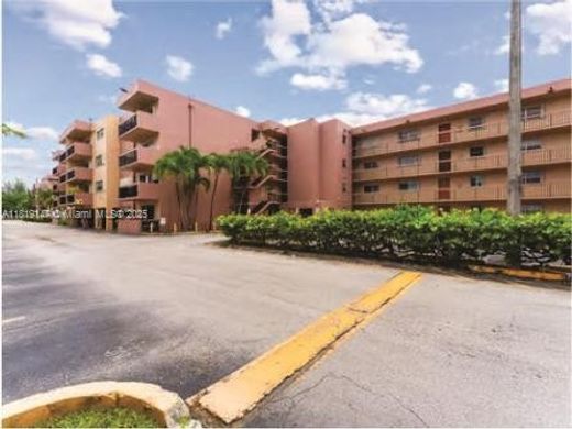 Residential complexes in Miami, Miami-Dade