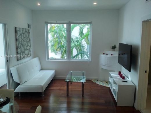 Complesso residenziale a Miami Beach, Miami-Dade County