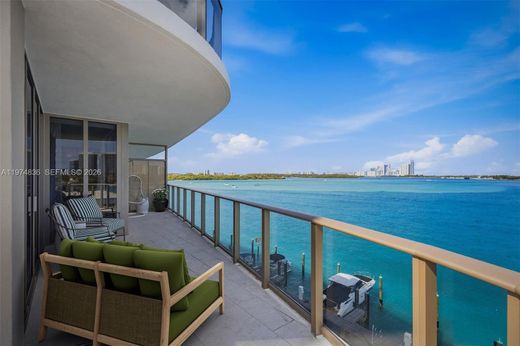 Complexos residenciais - Bay Harbor Islands, Miami-Dade County