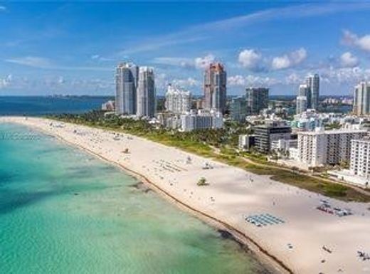 Residential complexes in Miami Beach, Miami-Dade