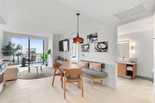 Complesso residenziale a Miami, Miami-Dade County