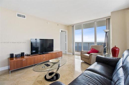 Complesso residenziale a Hallandale Beach, Broward County