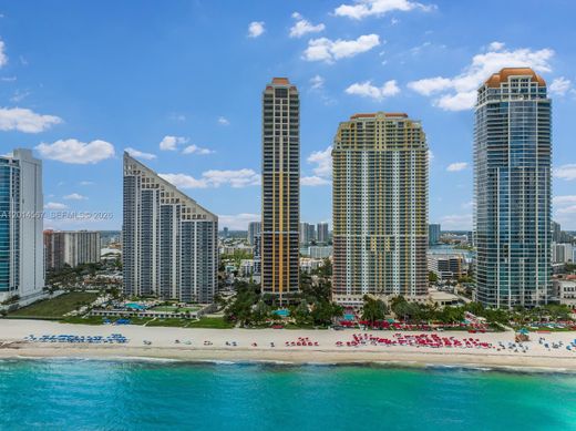 Residential complexes in Sunny Isles Beach, Miami-Dade
