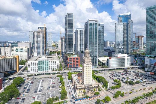 Komplex apartman Miami, Miami-Dade County