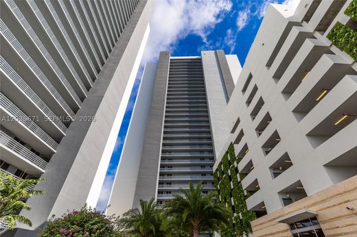 Жилой комплекс, North Miami Beach, Miami-Dade County