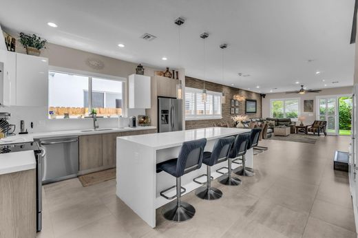 Townhouse in Fort Lauderdale, Broward County