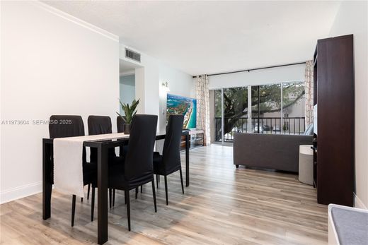 Kamienica w Miami, Miami-Dade County