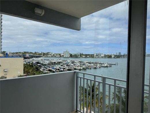 Komplex apartman North Bay Village, Miami-Dade County