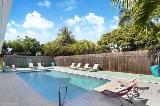 Villa Hallandale Beach, Broward County