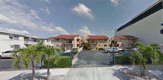 Complesso residenziale a Miami, Miami-Dade County