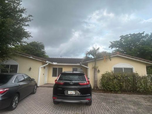Villa in Coral Springs, Broward County