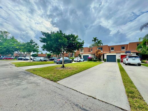 Townhouse in Davie, Broward County