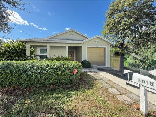 ‏וילה ב  Hallandale Beach, Broward County