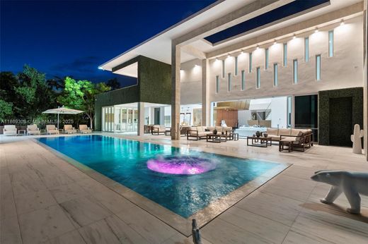 Willa w Pinecrest, Miami-Dade County