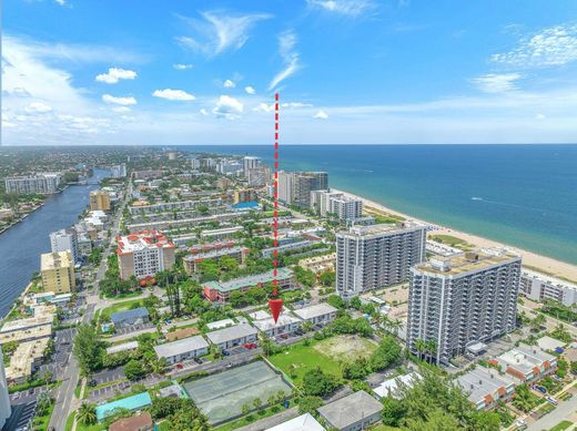 Residential complexes in Pompano Beach, Broward County