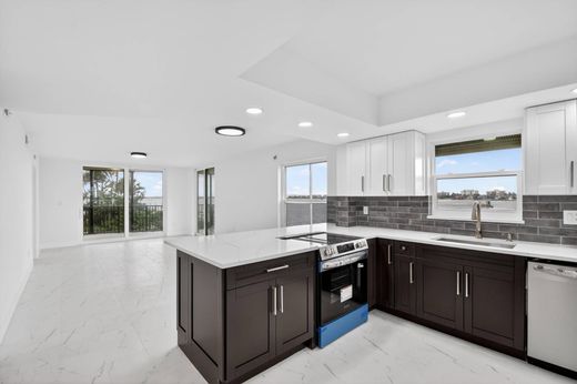 Wohnkomplexe in Lantana, Palm Beach County